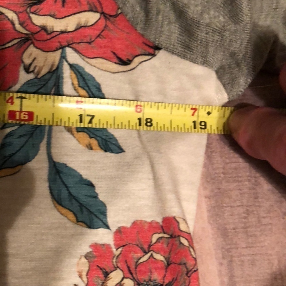 One World multi colored/patterned tunic with yoke, med - Picture 10 of 12